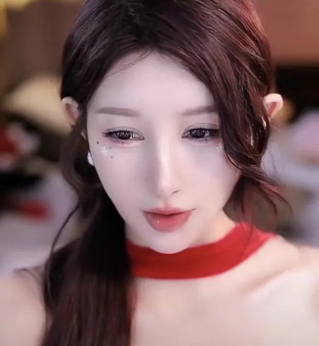 正能量女主播?其表示找女主播谈恋爱,不如现实找,毕竟女主播花钱无底洞!还喜欢吊着你!