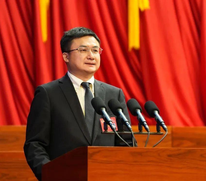 _上海政协开会地址_区政协会议开幕